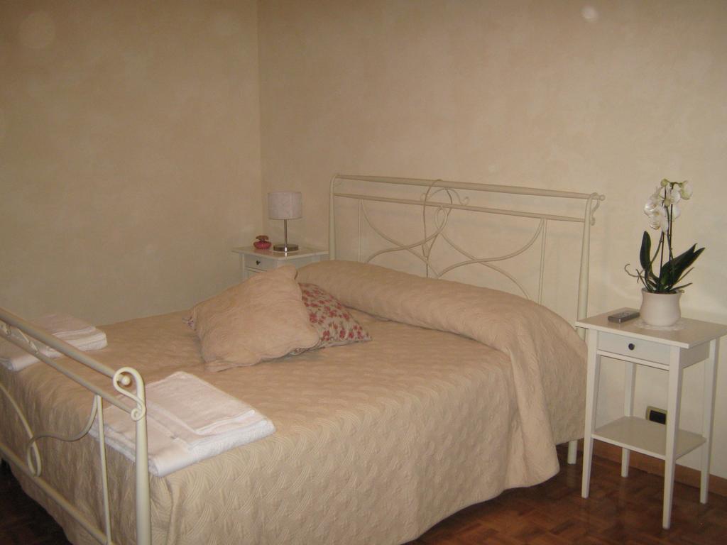 B&B Ristorante Del Monte Colleretto Giacosa Kamer foto