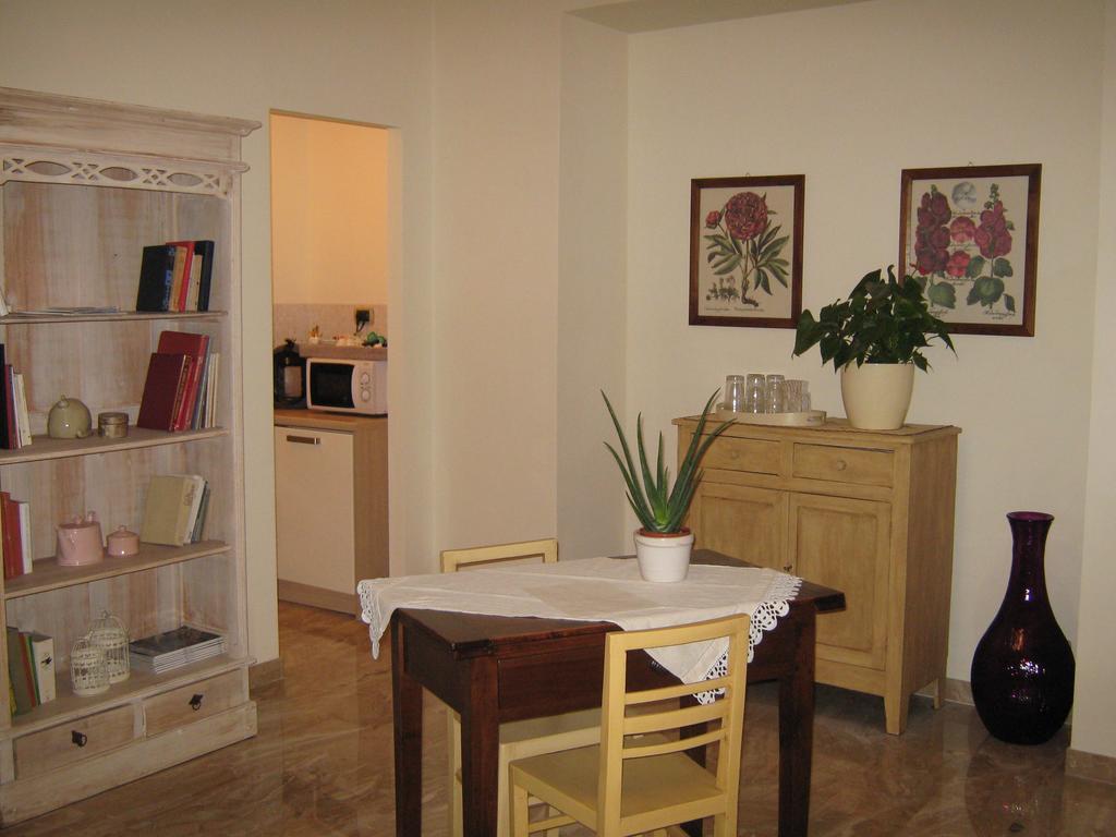 B&B Ristorante Del Monte Colleretto Giacosa Kamer foto