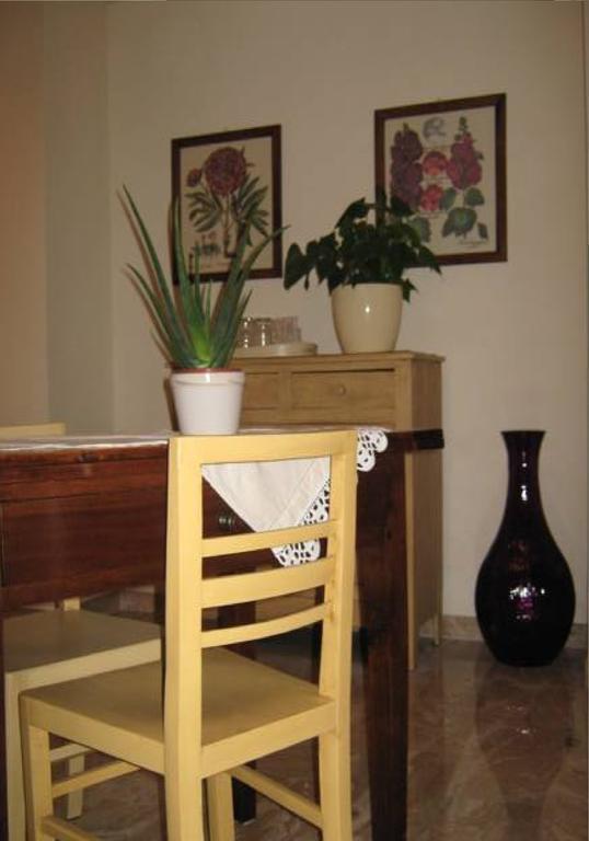 B&B Ristorante Del Monte Colleretto Giacosa Buitenkant foto